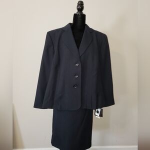 Woman's Plus Classic Navy Blazer and Skirt Set
